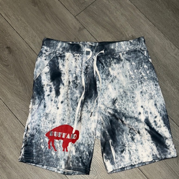 Source Unknown Other - Buffalo Tie-Dye Shorts men’s size 10